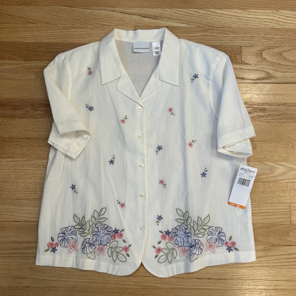 NWT Alfred Dunner Beaded Embroidered Blouse White Plus Size 18 Crinkle Gauze